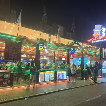 Zona Inglesa Vip Privada Moderna En Playa Levante Benidorm