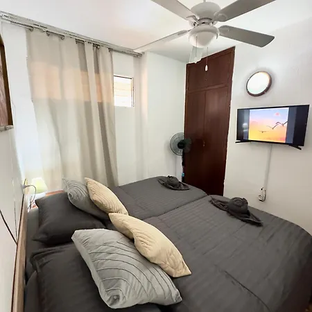 Zona Inglesa Vip Privada Moderna En Playa Levante Проживание в семье Бенидорм